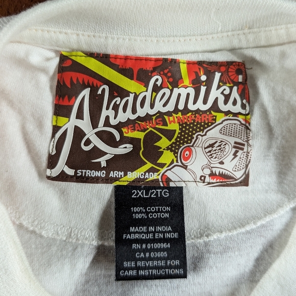 Akademiks Strong Arm Brigade AOP T-shirt (2X) - Picture 6 of 8